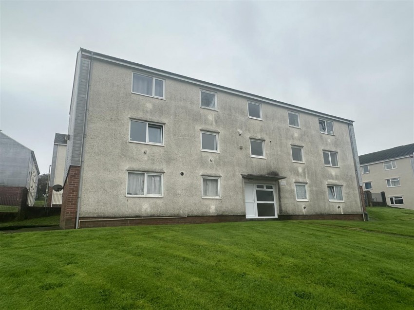 Images for 41 Tonypandy, Goshawk Road, Haverfordwest EAID:RKLUCASAPI BID:1