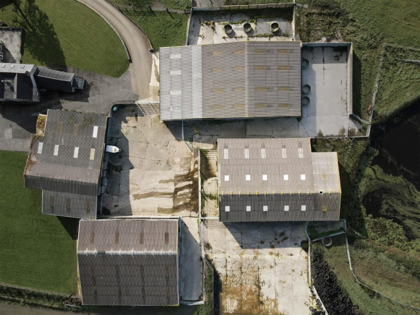 Images for Storage Units at Middle Hill Farm, Freystrop EAID:RKLUCASAPI BID:1