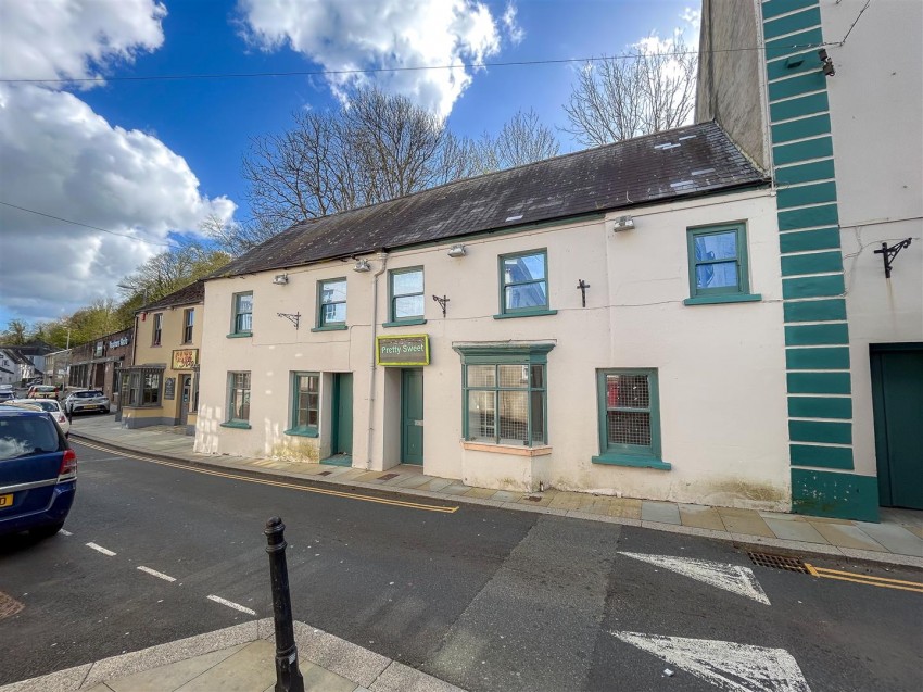 Images for 15-17 Quay Street, Haverfordwest EAID:RKLUCASAPI BID:1