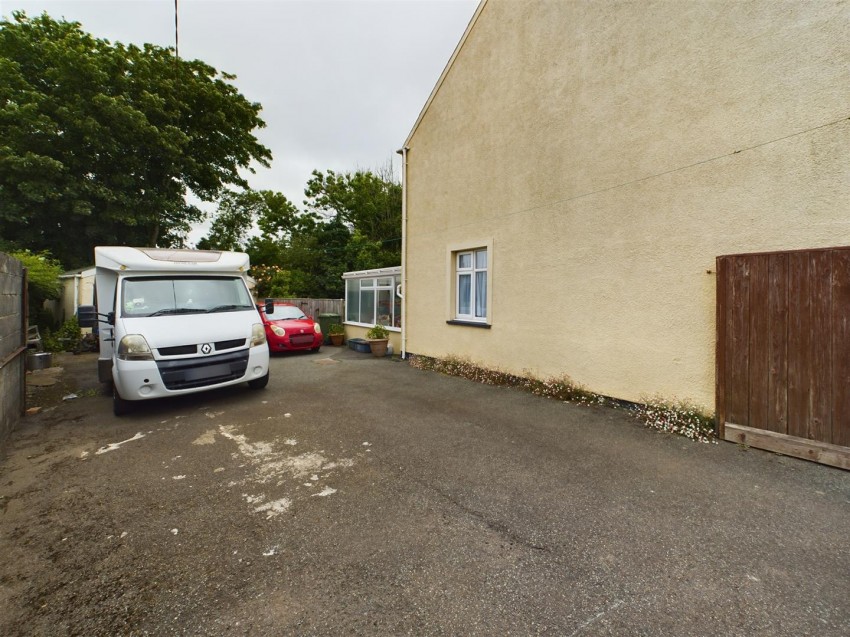 Images for 13 Main Road, Waterston, Milford Haven EAID:RKLUCASAPI BID:1