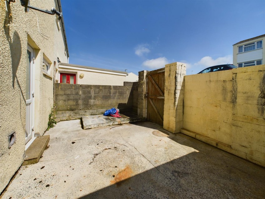 Images for 557 Hywel Road, Haverfordwest EAID:RKLUCASAPI BID:1