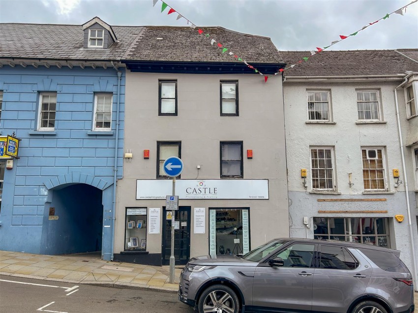 Images for 42 High Street, Haverfordwest EAID:RKLUCASAPI BID:1