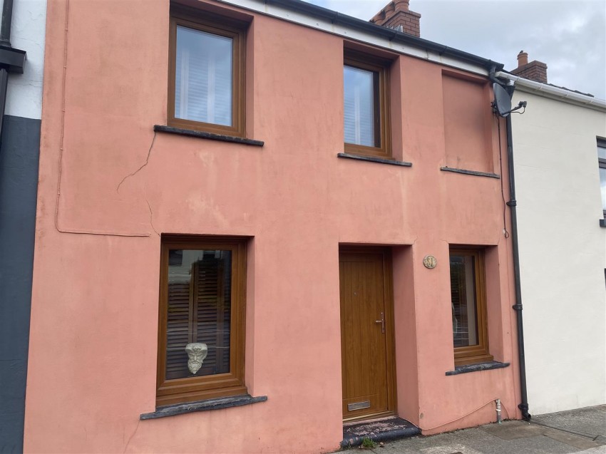 Images for 81 Dew Street, Haverfordwest EAID:RKLUCASAPI BID:1