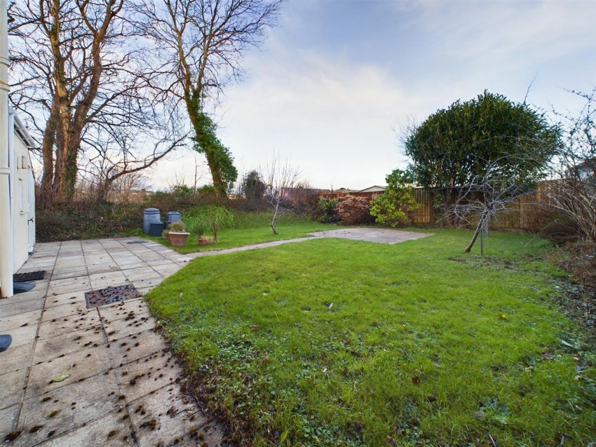 Images for 33 St. Issells Avenue, Haverfordwest EAID:RKLUCASAPI BID:1