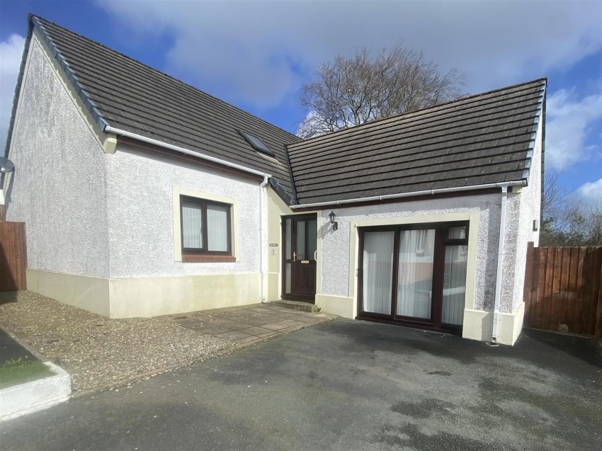 Images for 5 Beechlands Park, Haverfordwest EAID:RKLUCASAPI BID:1