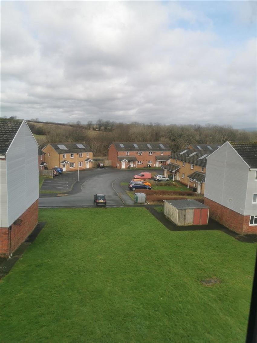 Images for 21 Curlew Close, Haverfordwest EAID:RKLUCASAPI BID:1